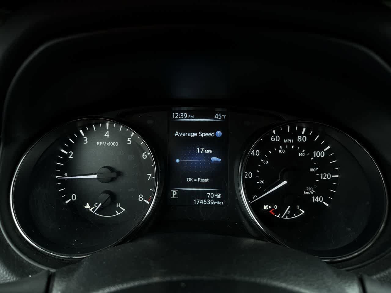 Thumbnail: 2017 Nissan Rogue - 17