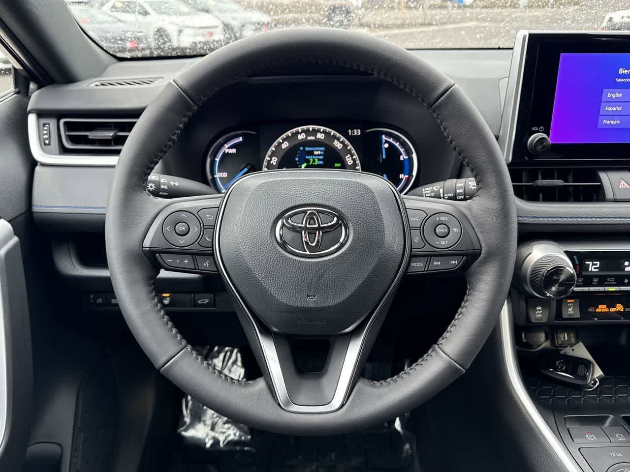 Thumbnail: 2025 Toyota RAV4 - 16