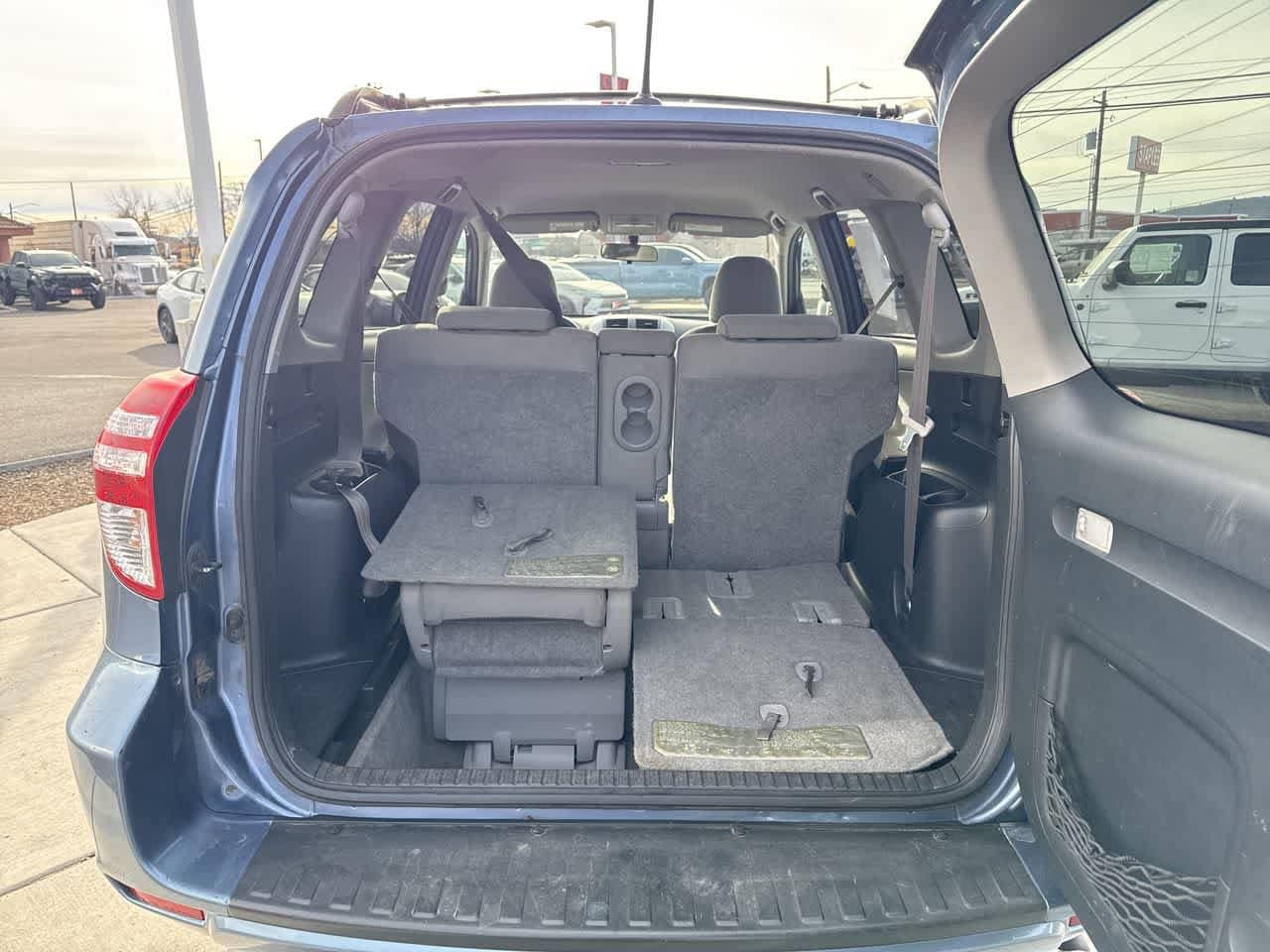 Thumbnail: 2010 Toyota RAV4 - 6