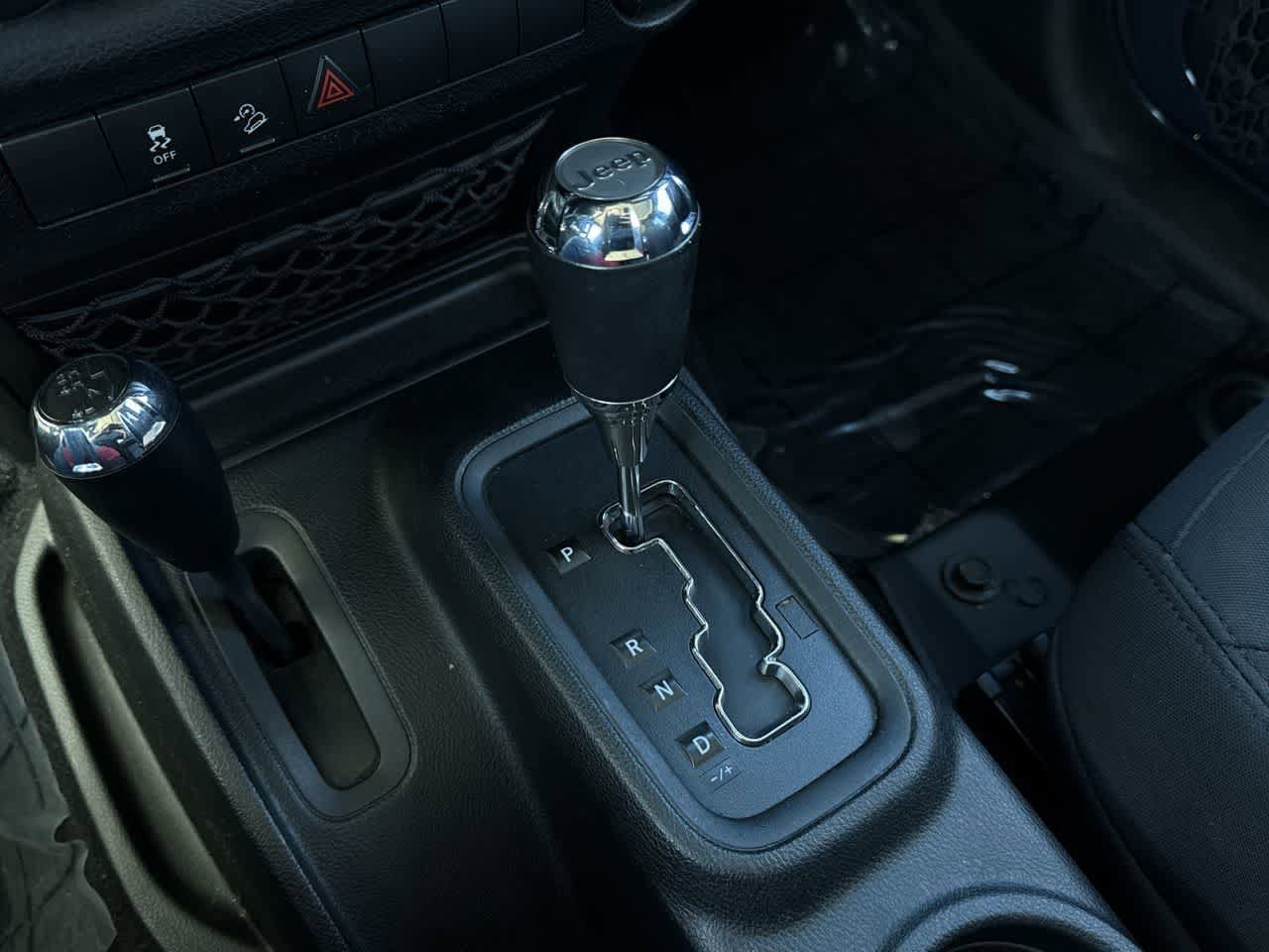 Thumbnail: 2018 Jeep Wrangler - 19