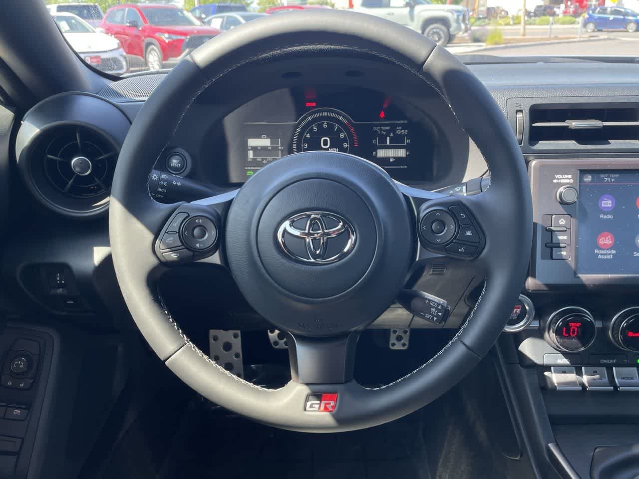 Thumbnail: 2025 Toyota GR86 - 15