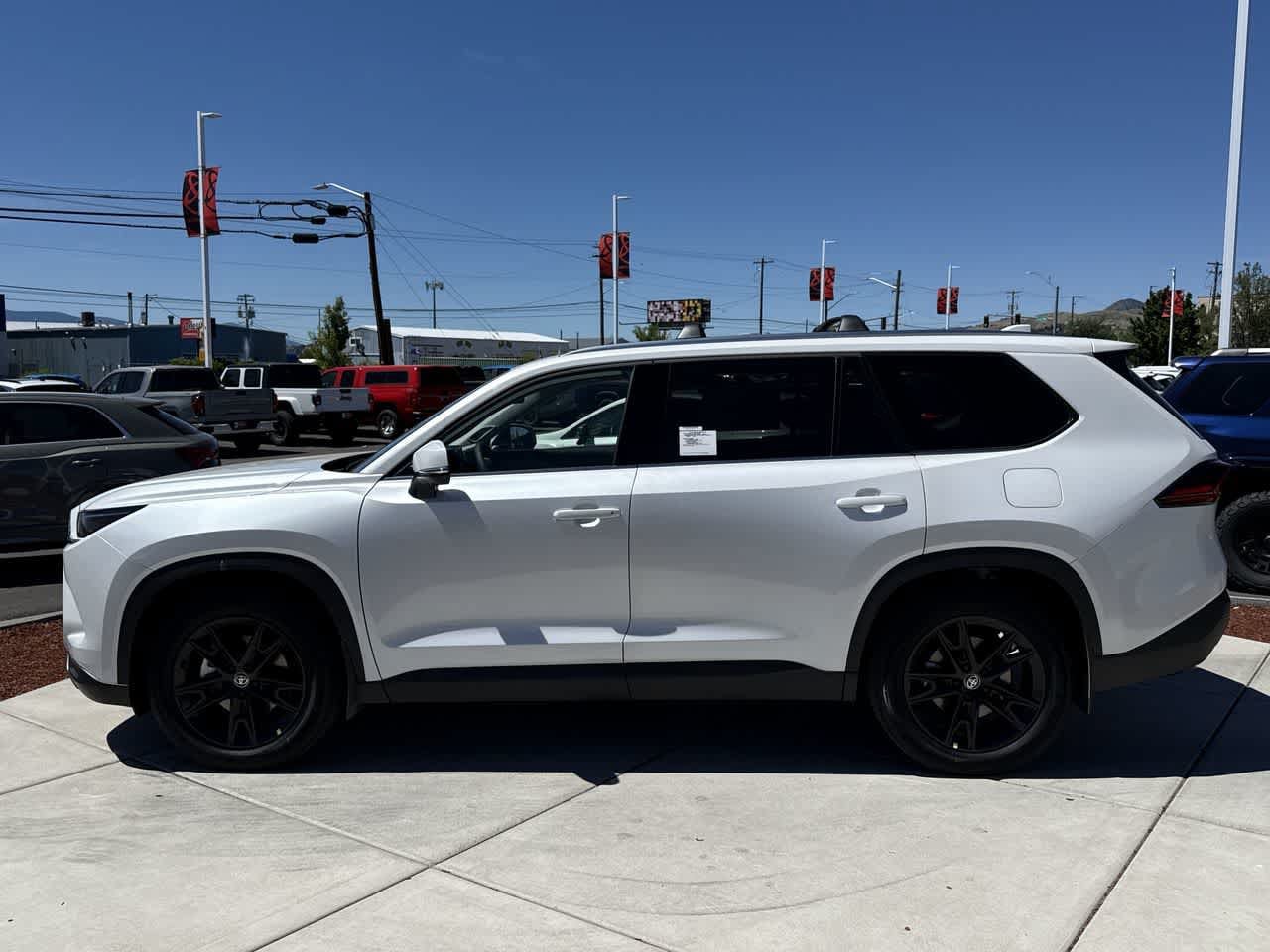 Thumbnail: 2026 Toyota Grand Highlander - 2