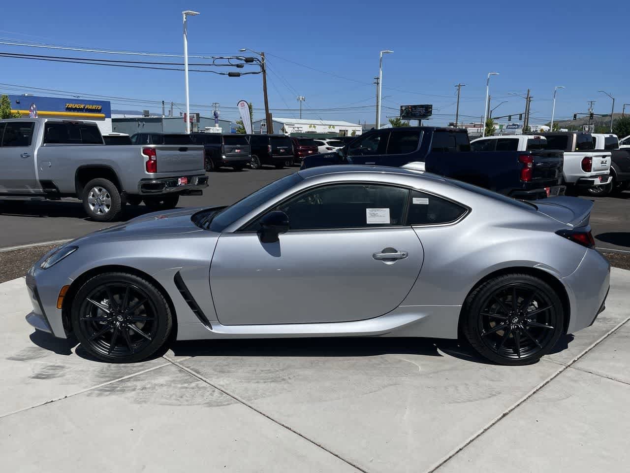 Thumbnail: 2025 Toyota GR86 - 2