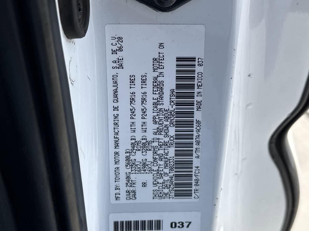 Thumbnail: 2020 Toyota Tacoma - 23