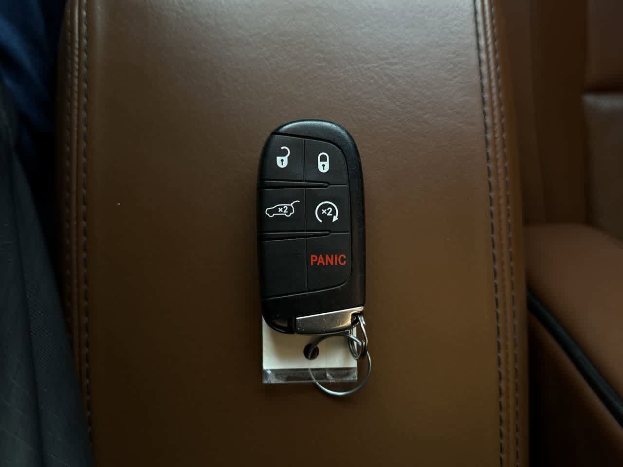 Thumbnail: 2017 Jeep Grand Cherokee - 23