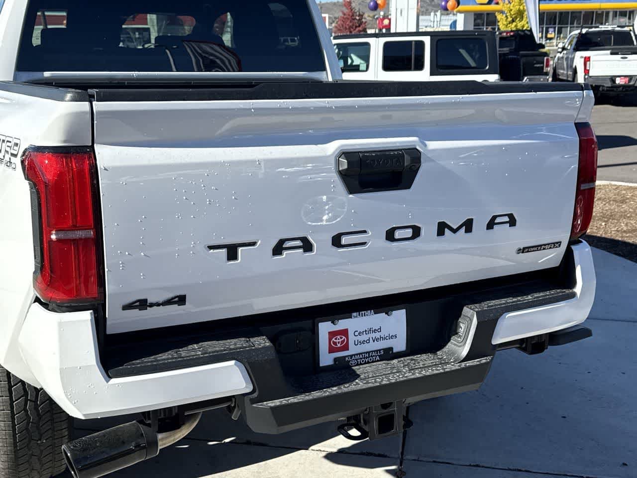 Thumbnail: 2025 Toyota Tacoma - 9