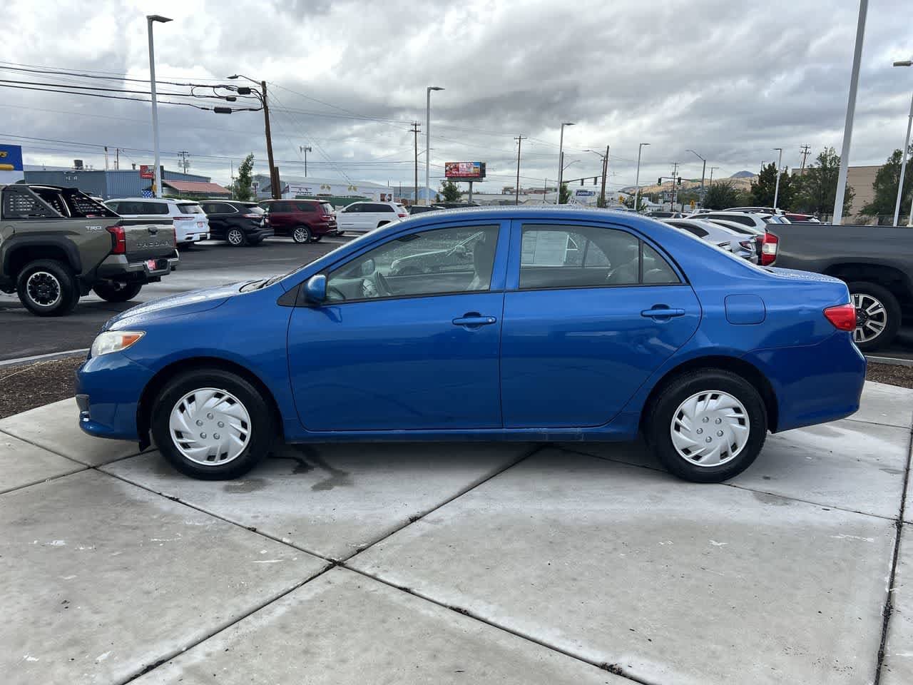 Used 2009 Toyota Corolla LE with VIN JTDBL40E599066636 for sale in Klamath Falls, OR