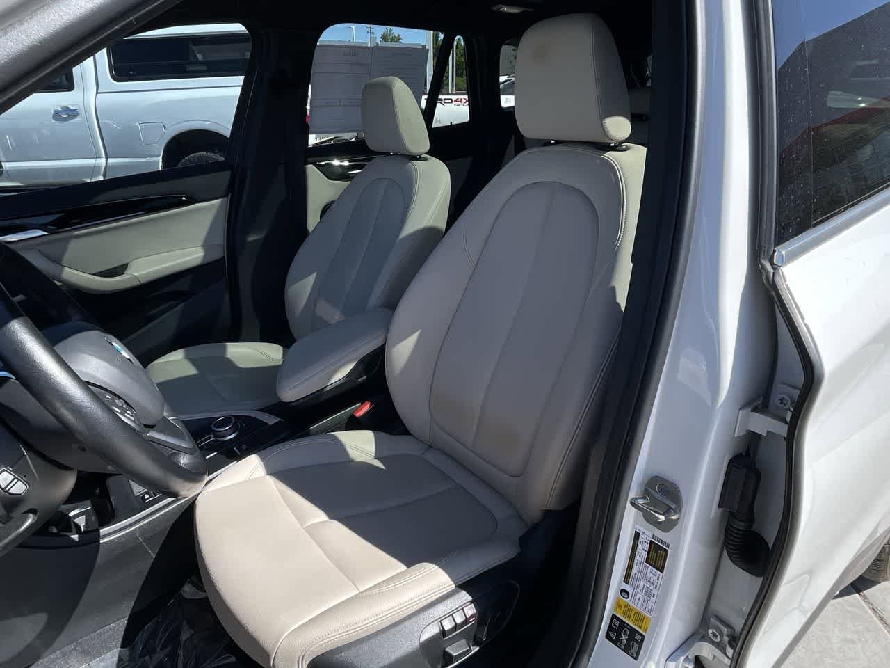 Thumbnail: 2021 BMW X1 - 11