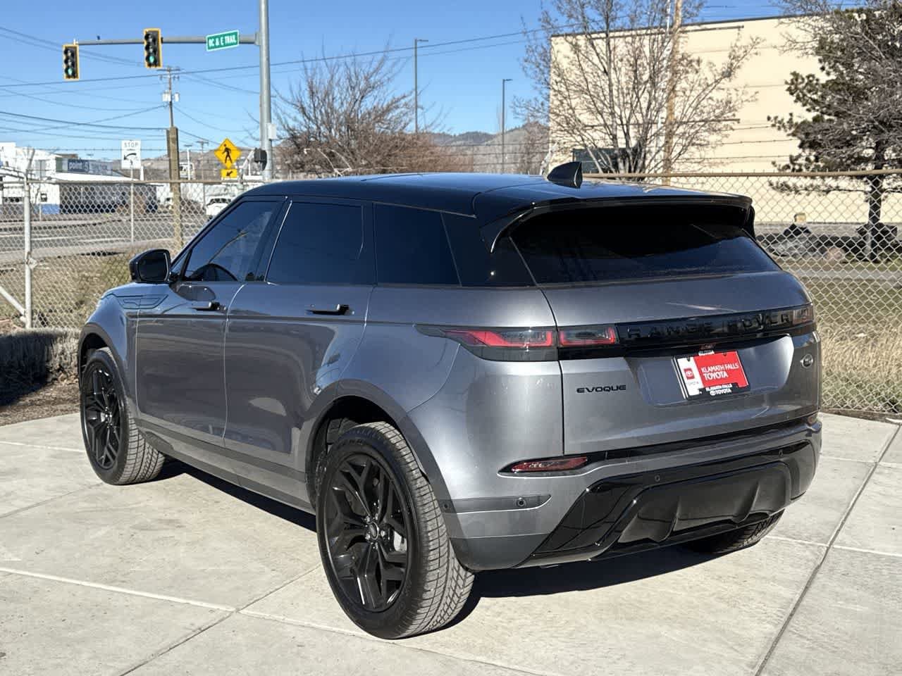 Thumbnail: 2021 Land Rover Range Rover Evoque - 5