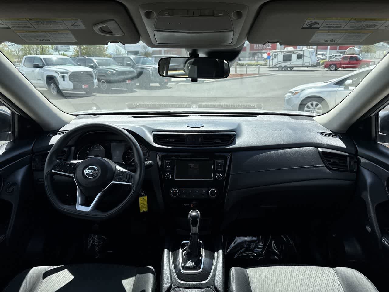 Thumbnail: 2020 Nissan Rogue - 15
