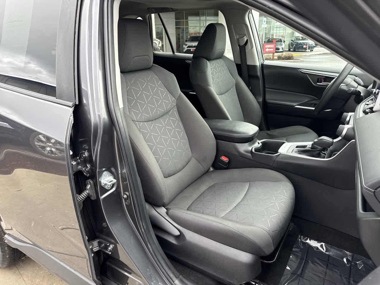 Thumbnail: 2023 Toyota RAV4 - 14