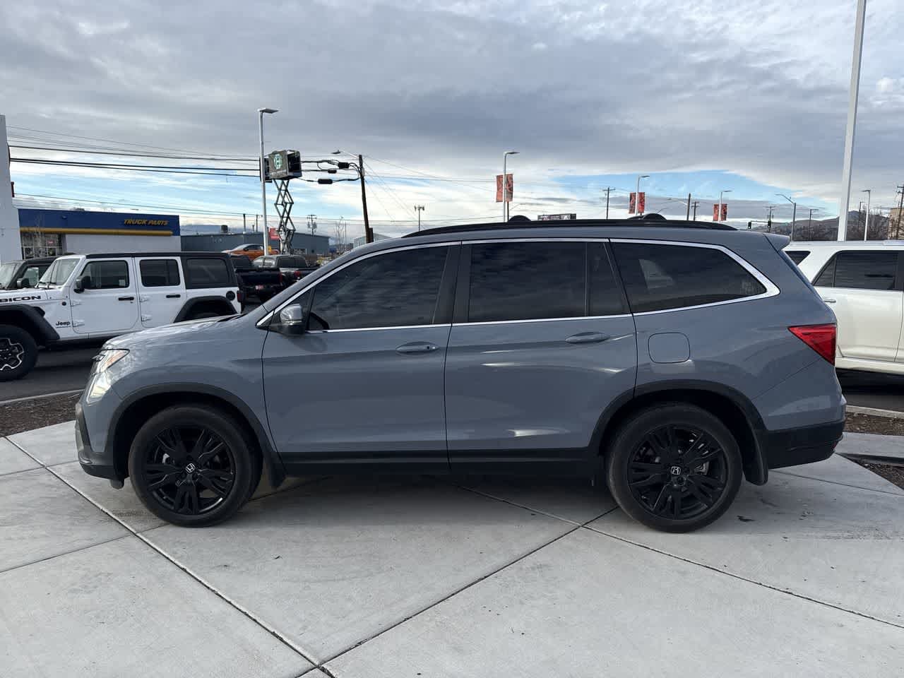 Thumbnail: 2022 Honda Pilot - 2