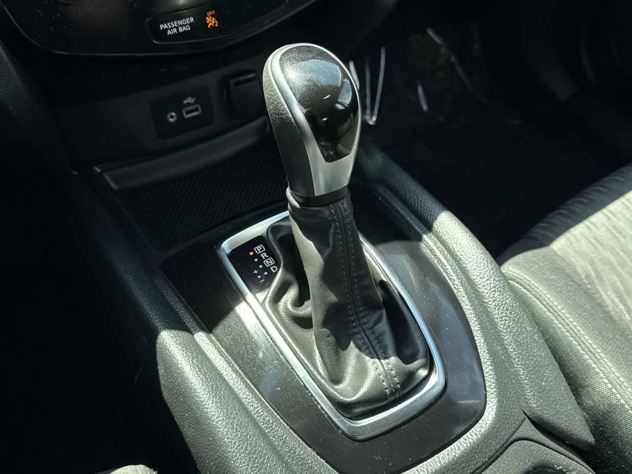 Thumbnail: 2020 Nissan Rogue - 20