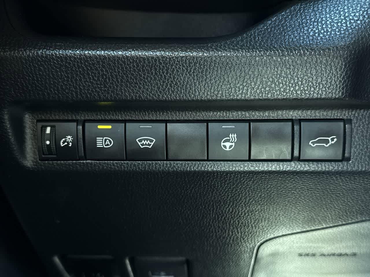 Thumbnail: 2024 Toyota RAV4 - 21