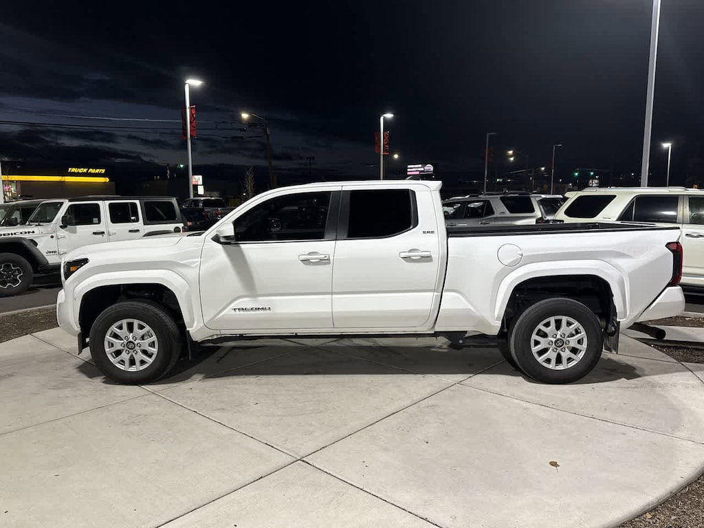 Used 2024 Toyota Tacoma SR5 Truck Double Cab