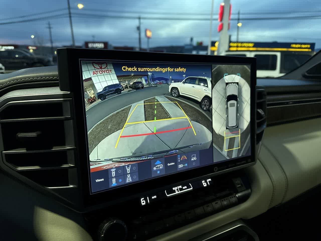 Thumbnail: 2023 Toyota Sequoia - 20