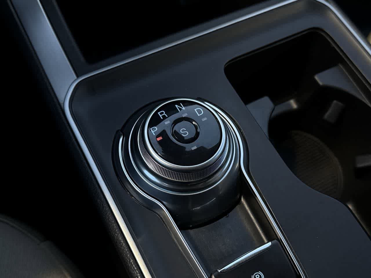 Thumbnail: 2022 Ford Edge - 20