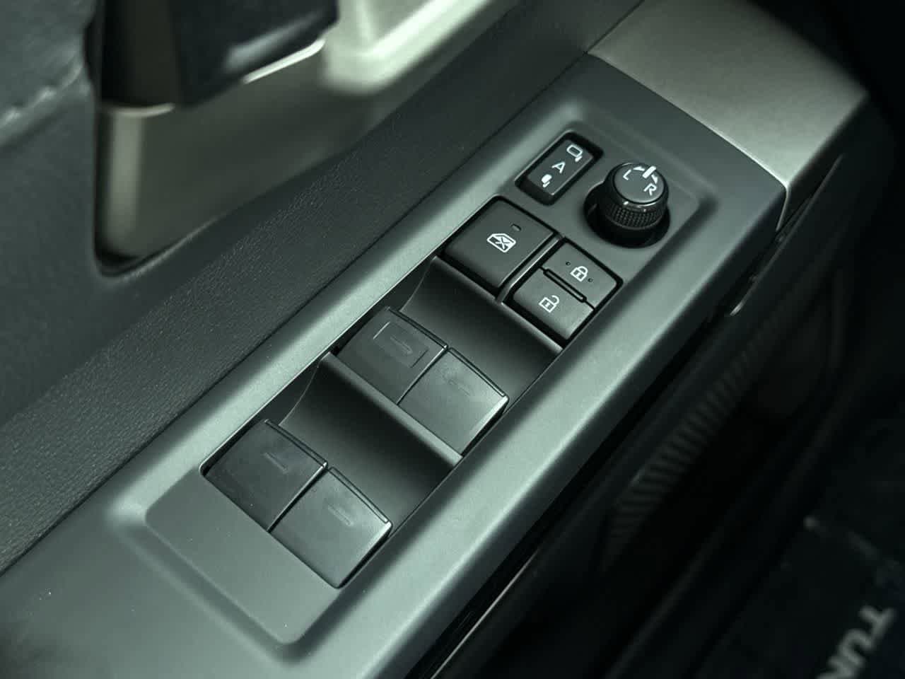 Thumbnail: 2024 Toyota Tundra - 22