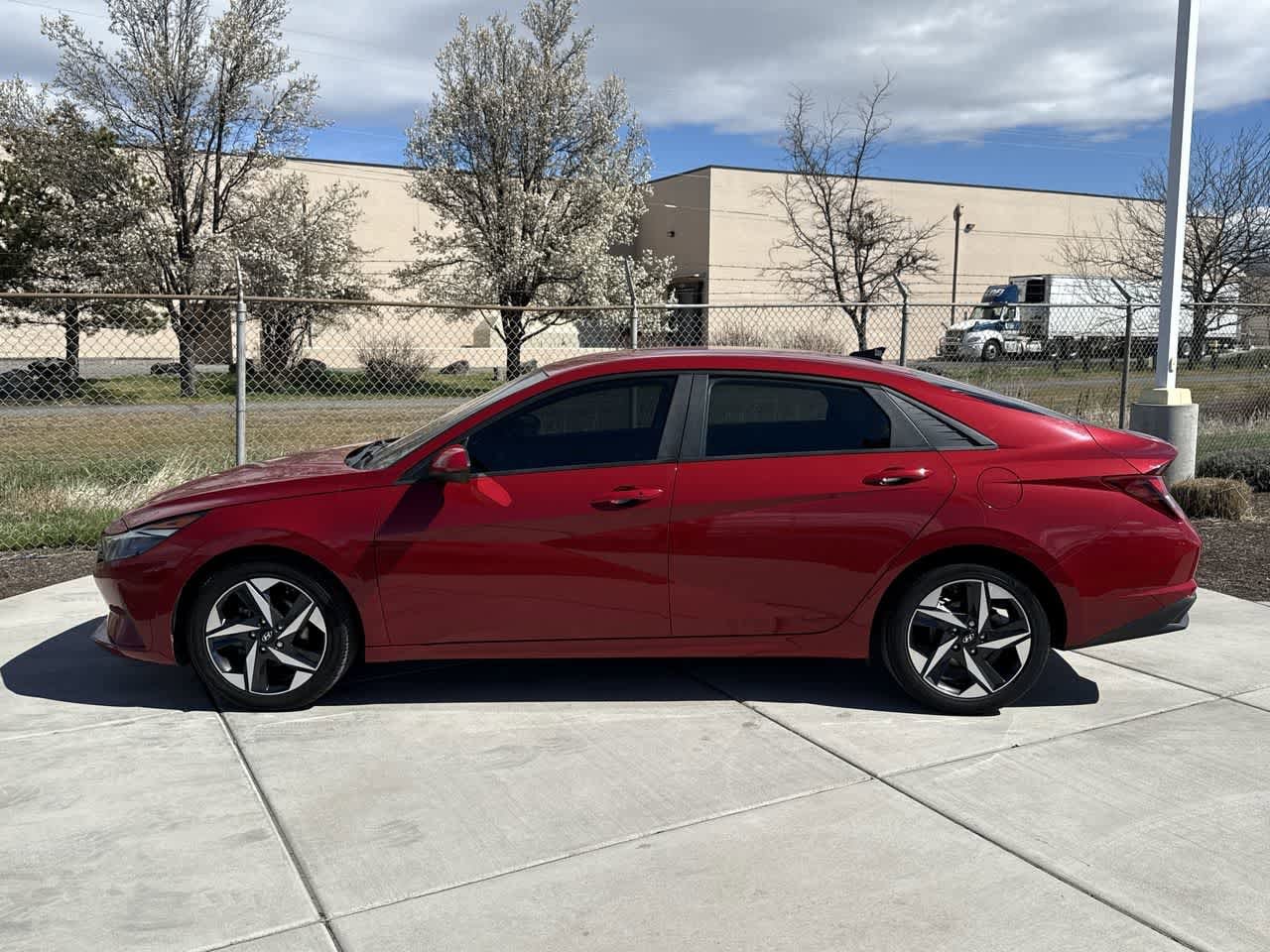 Thumbnail: 2023 Hyundai Elantra - 2