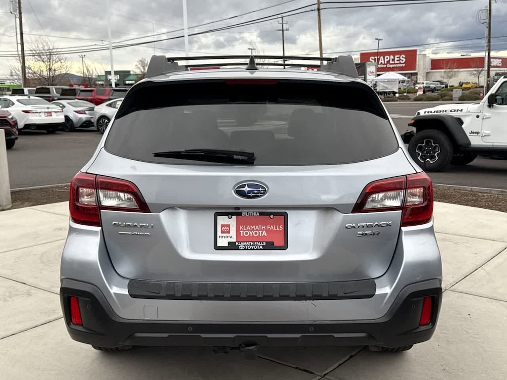Used 2018 Subaru Outback 3.6R Limited SUV