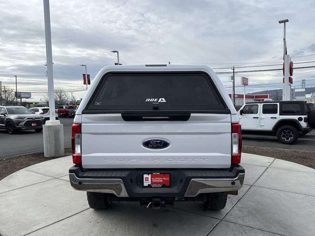 Used 2019 Ford F-350 Truck Crew Cab