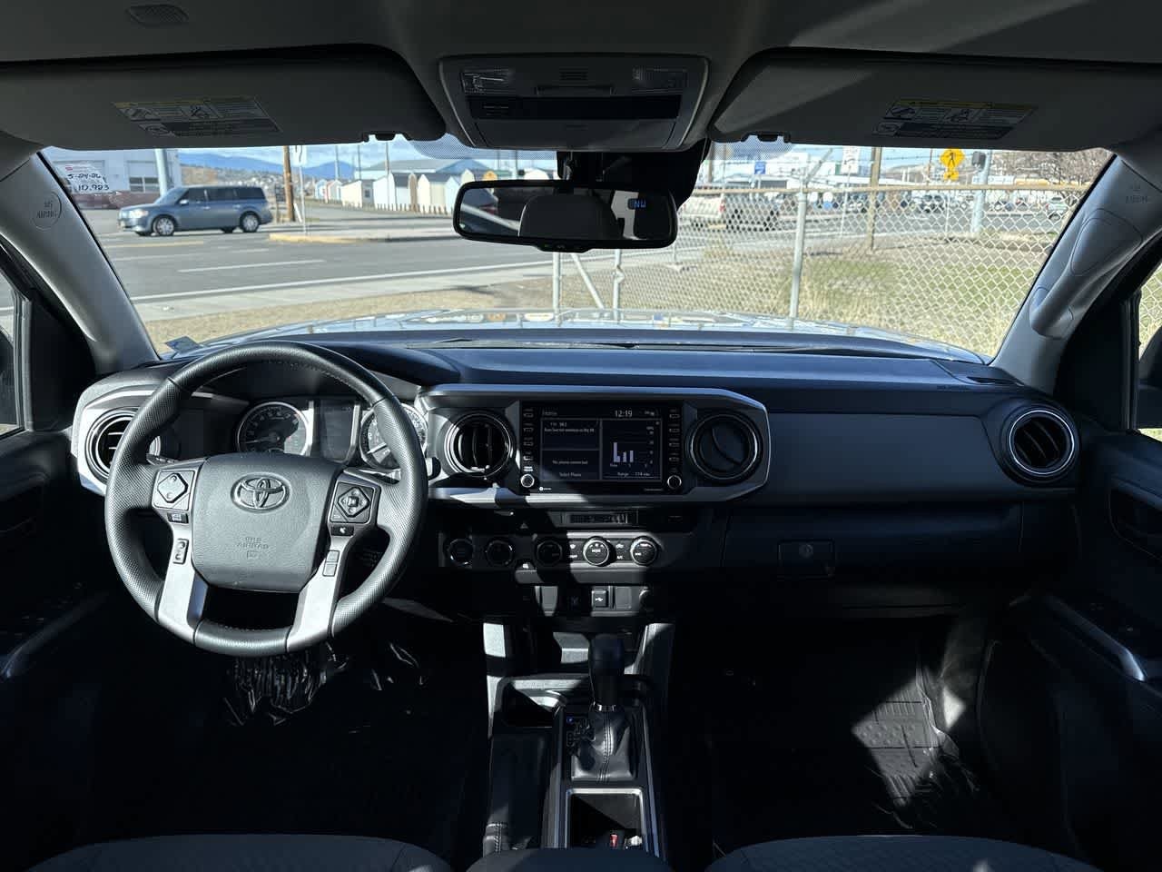 Thumbnail: 2023 Toyota Tacoma - 15