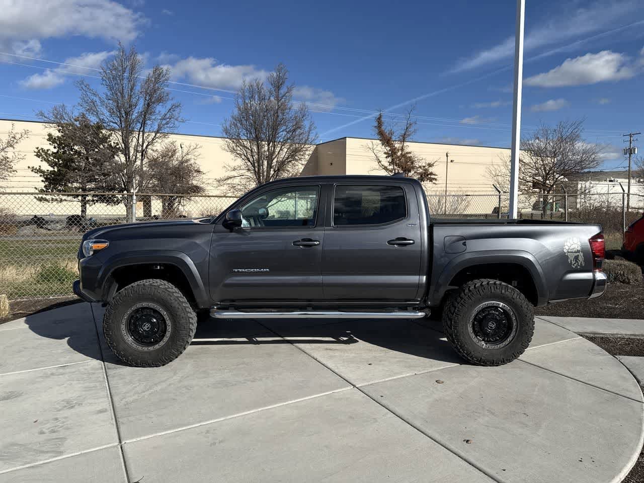 Thumbnail: 2023 Toyota Tacoma - 2
