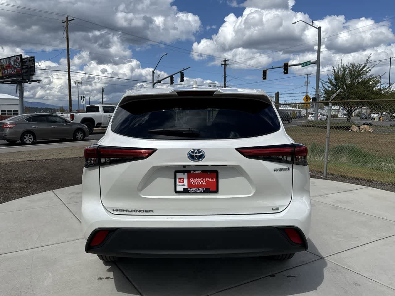 Thumbnail: 2021 Toyota Highlander - 4