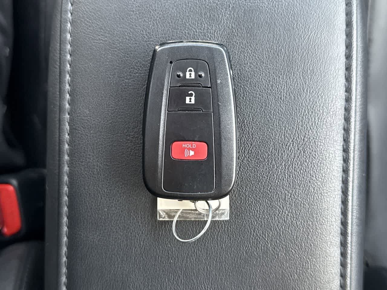 Thumbnail: 2017 Toyota Prius - 23