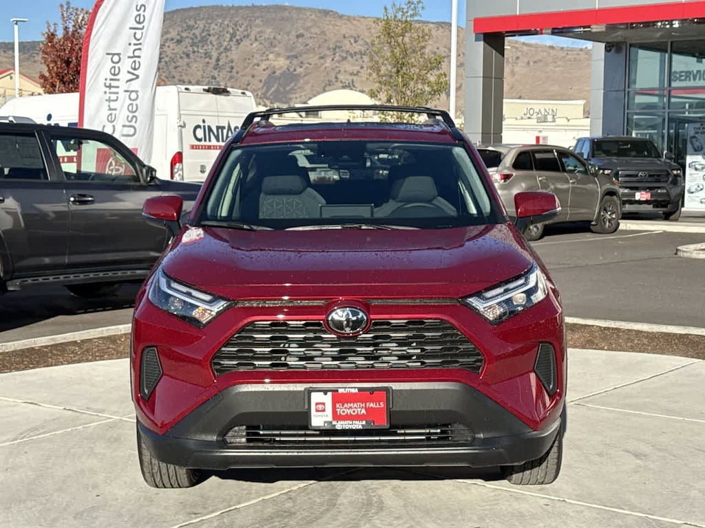 New 2025 Toyota RAV4 XLE SUV