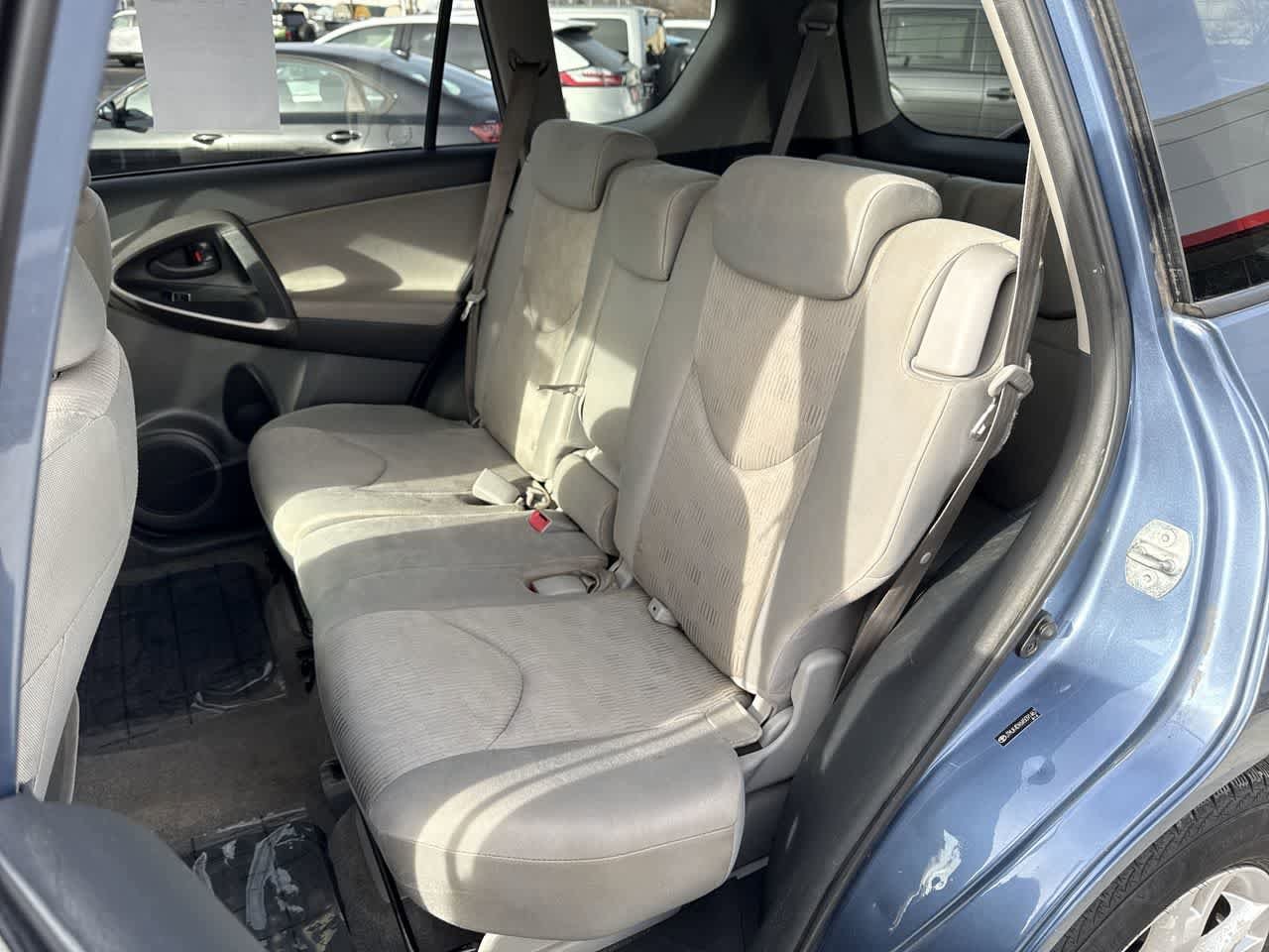 Thumbnail: 2010 Toyota RAV4 - 12