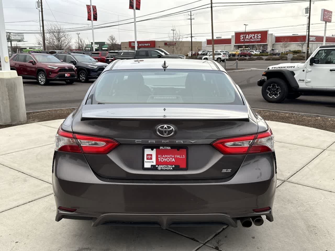 Thumbnail: 2019 Toyota Camry - 4