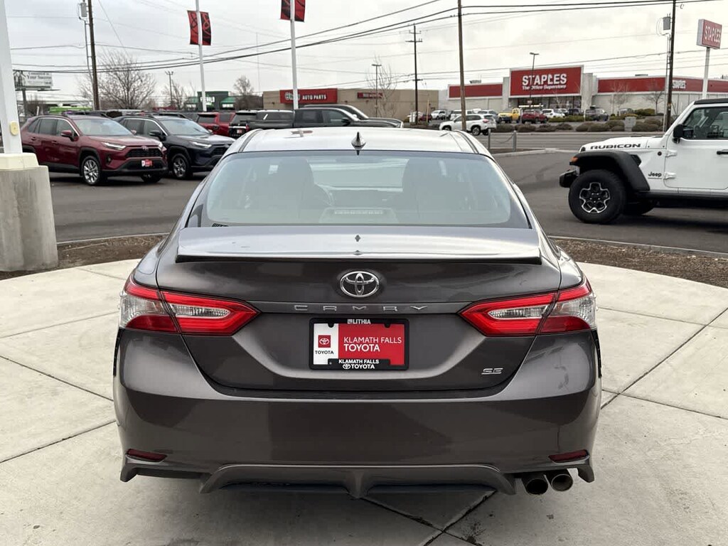 Used 2019 Toyota Camry SE Sedan