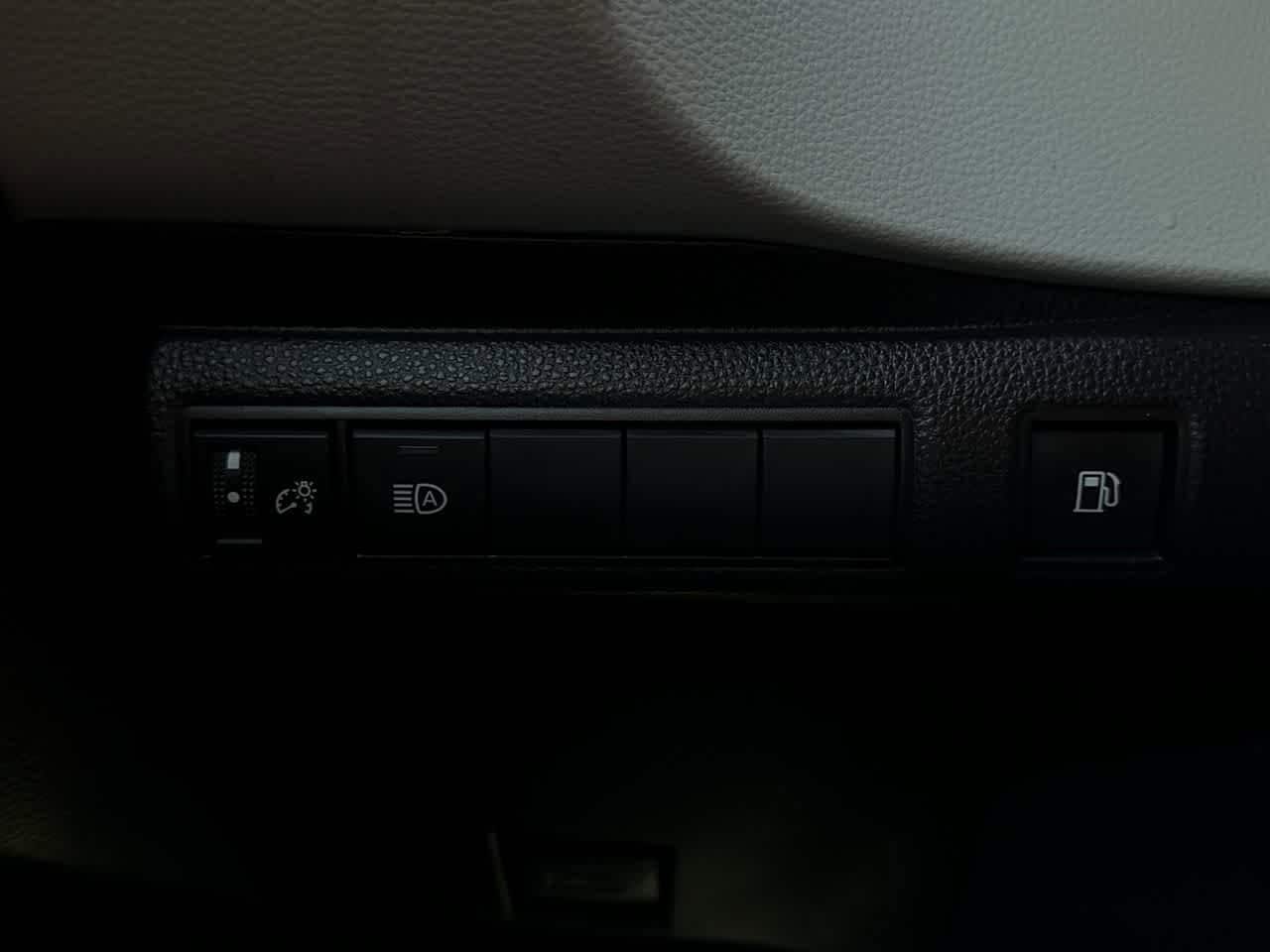 Thumbnail: 2022 Toyota Corolla - 21