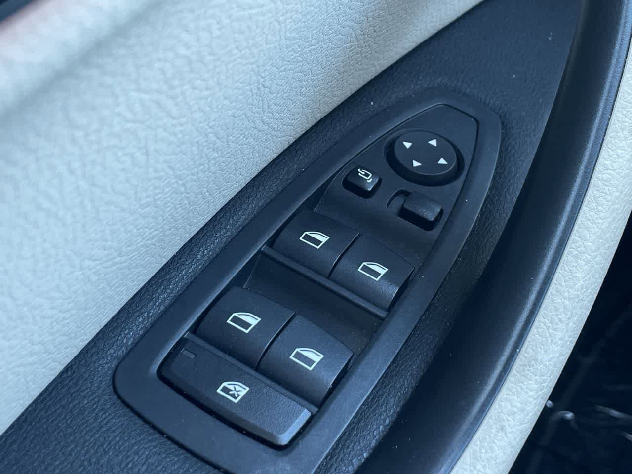 Thumbnail: 2021 BMW X1 - 22