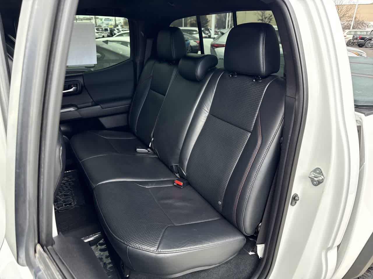 Thumbnail: 2020 Toyota Tacoma - 12