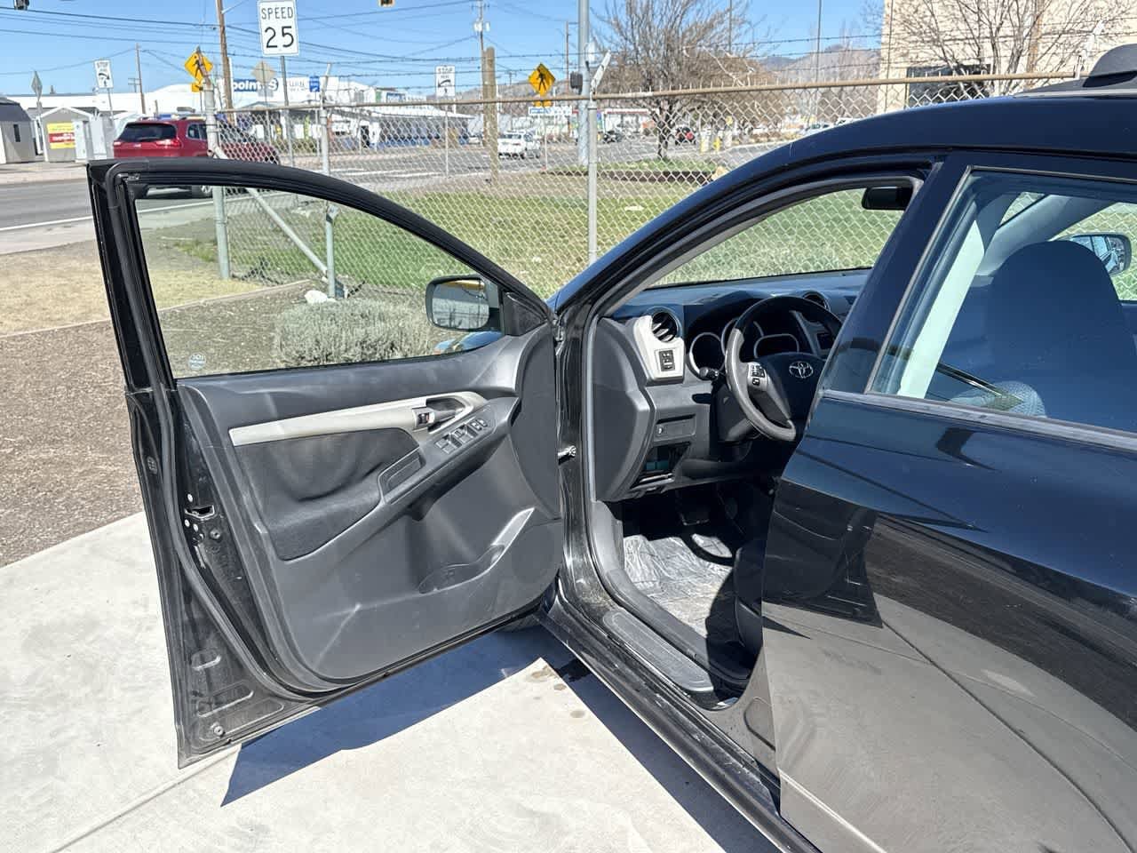 Thumbnail: 2011 Toyota Matrix - 10