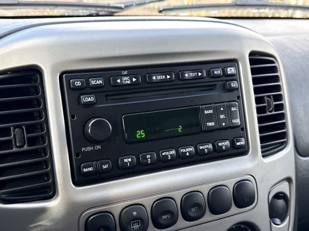 Thumbnail: 2006 Ford Escape - 18