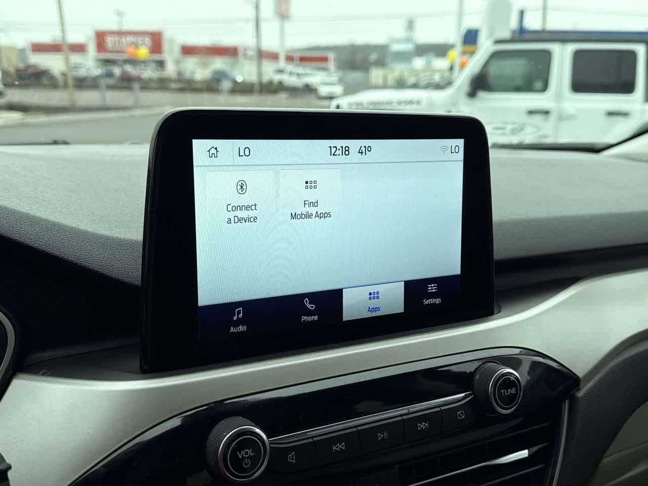 Thumbnail: 2022 Ford Escape - 18