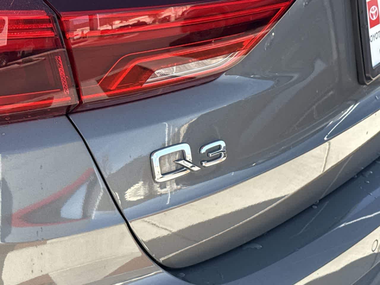 Thumbnail: 2021 Audi Q3 - 9