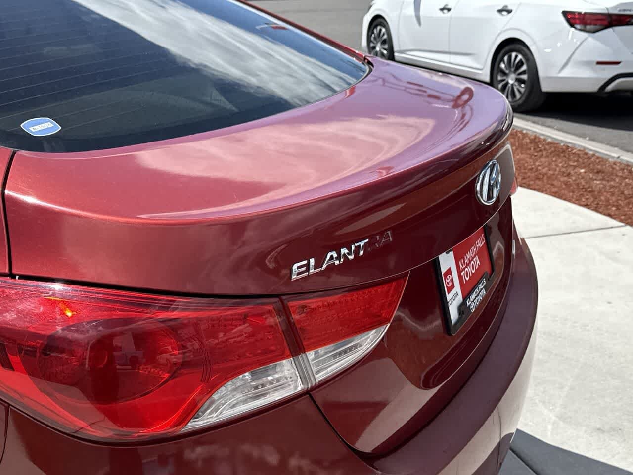 Thumbnail: 2011 Hyundai Elantra - 9