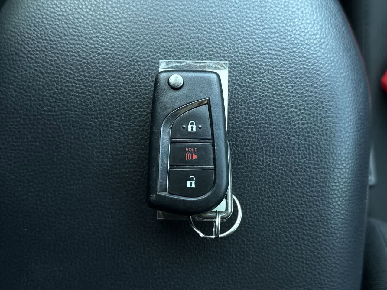 Thumbnail: 2019 Toyota RAV4 - 23