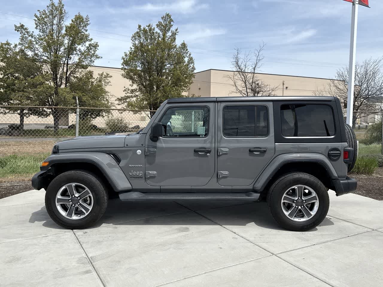 Thumbnail: 2022 Jeep Wrangler - 2