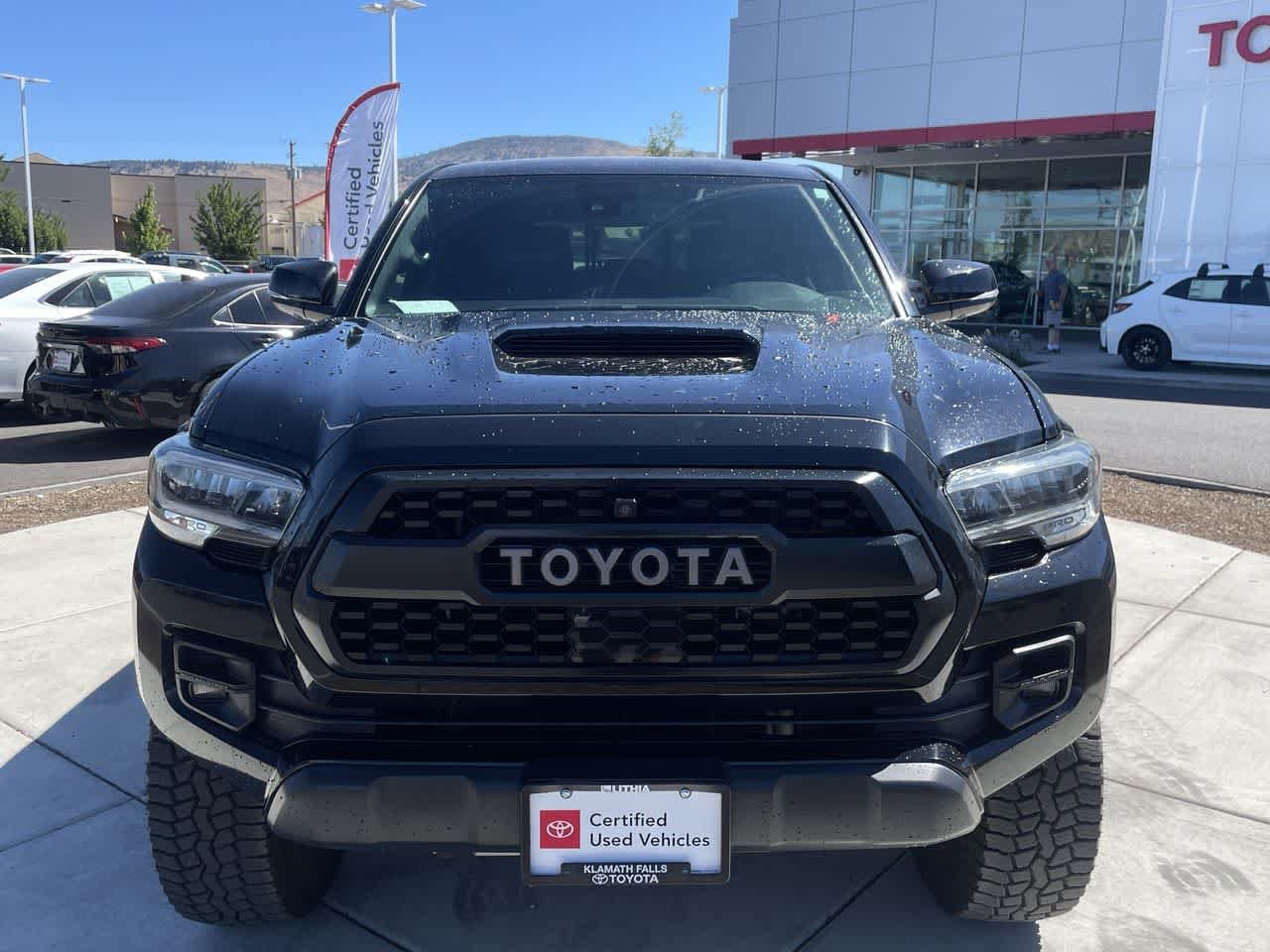 Thumbnail: 2020 Toyota Tacoma - 3