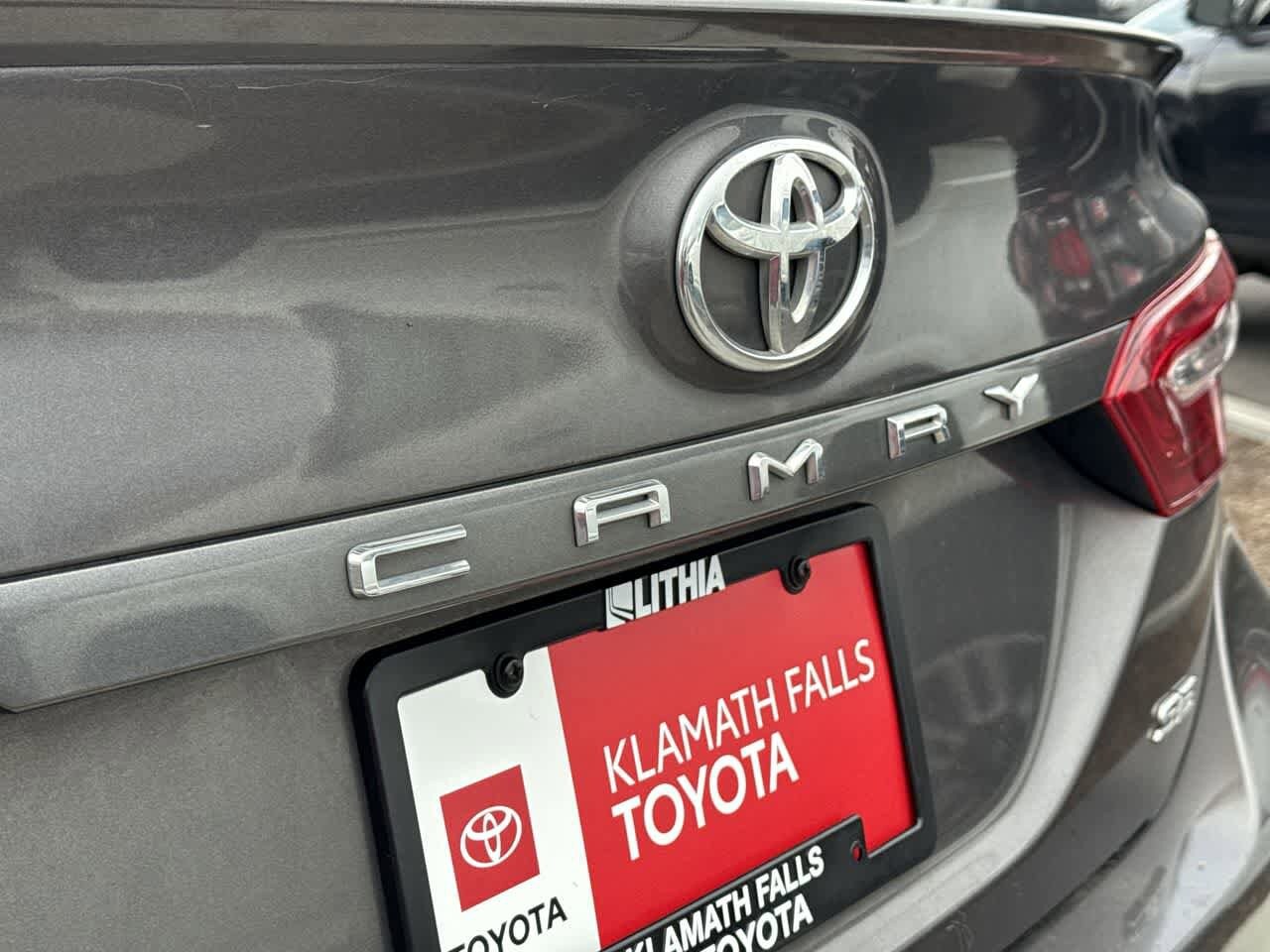 Thumbnail: 2019 Toyota Camry - 9