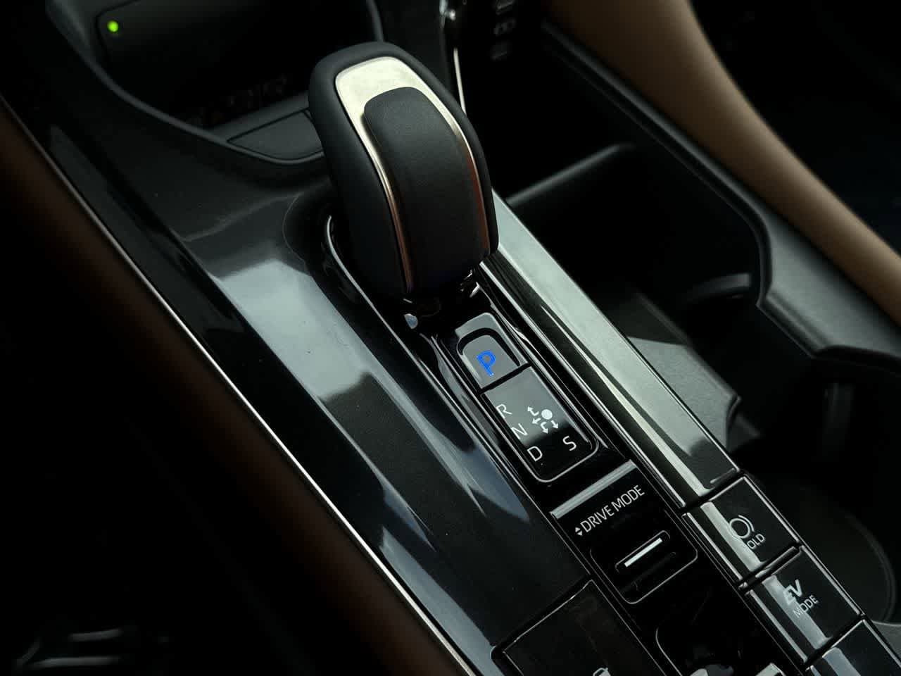 Thumbnail: 2025 Toyota Crown Signia - 20