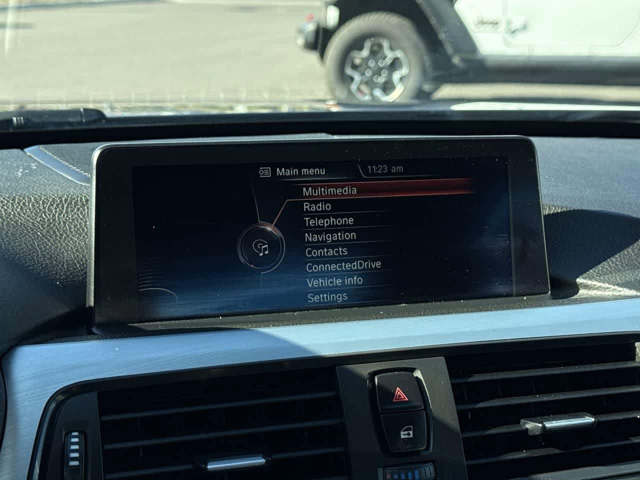 Thumbnail: 2015 BMW 3 Series - 17