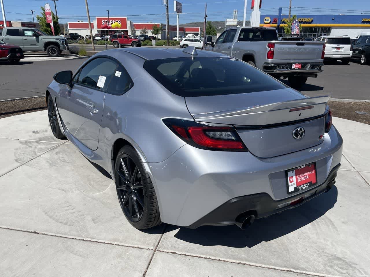 Thumbnail: 2025 Toyota GR86 - 5