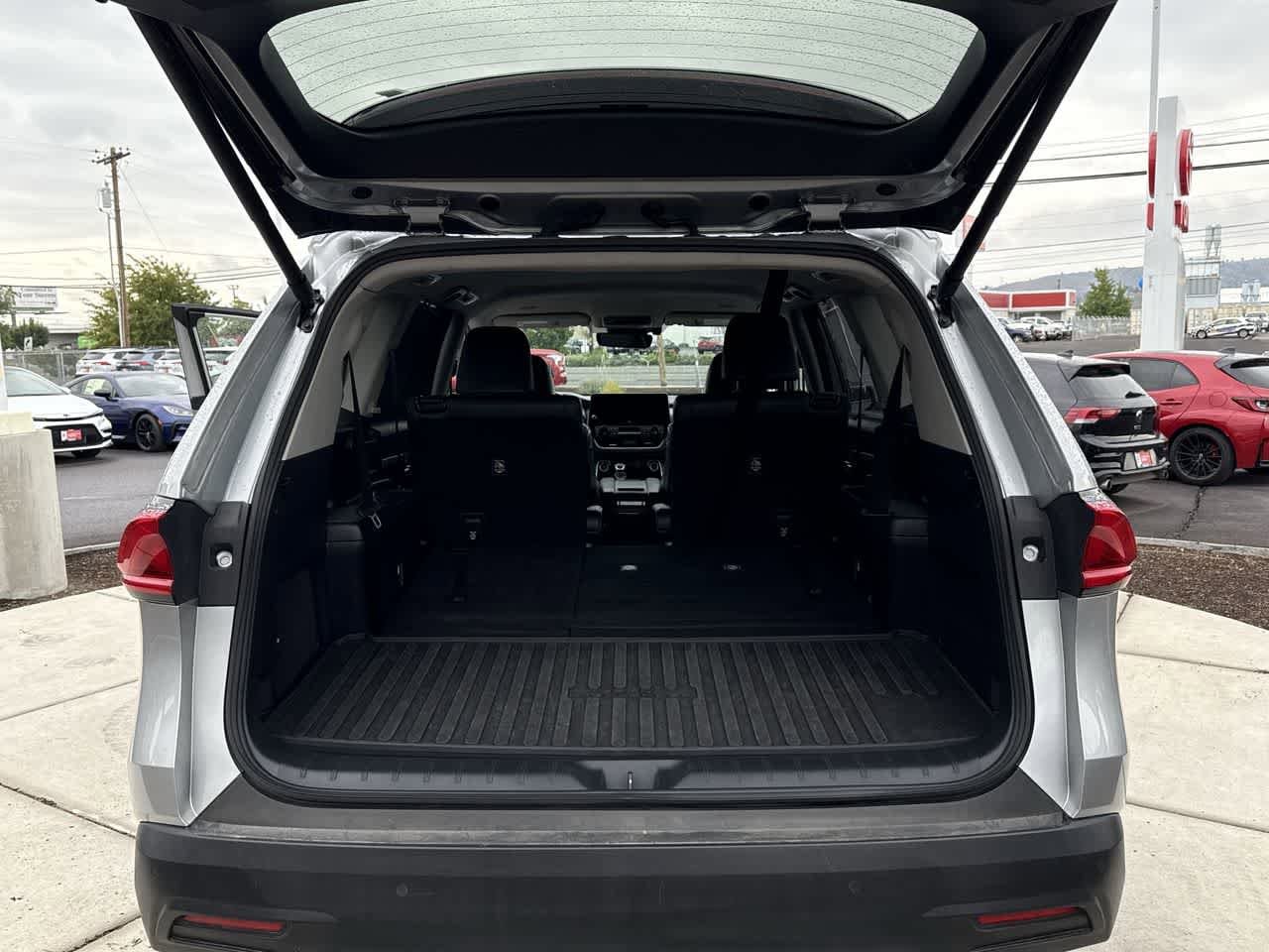 Thumbnail: 2024 Toyota Grand Highlander - 6