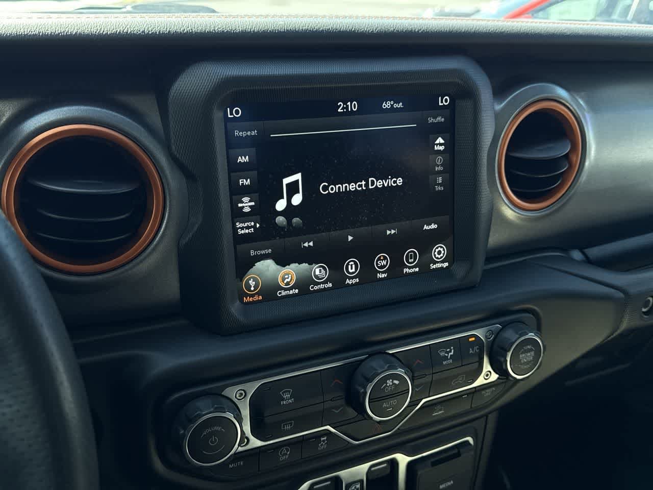 2022 Jeep Gladiator Mojave - Photo 16